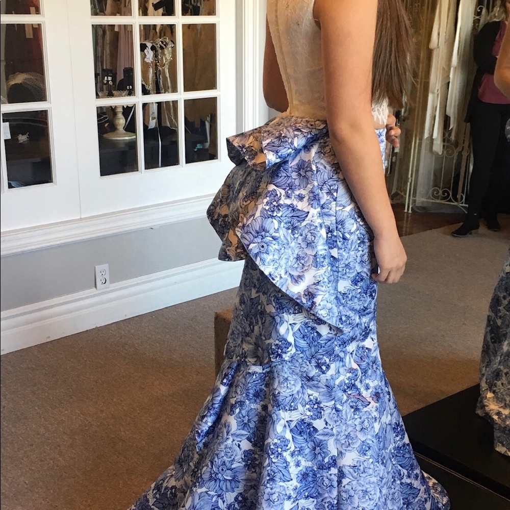 Prom dress - Picture 3 of 3